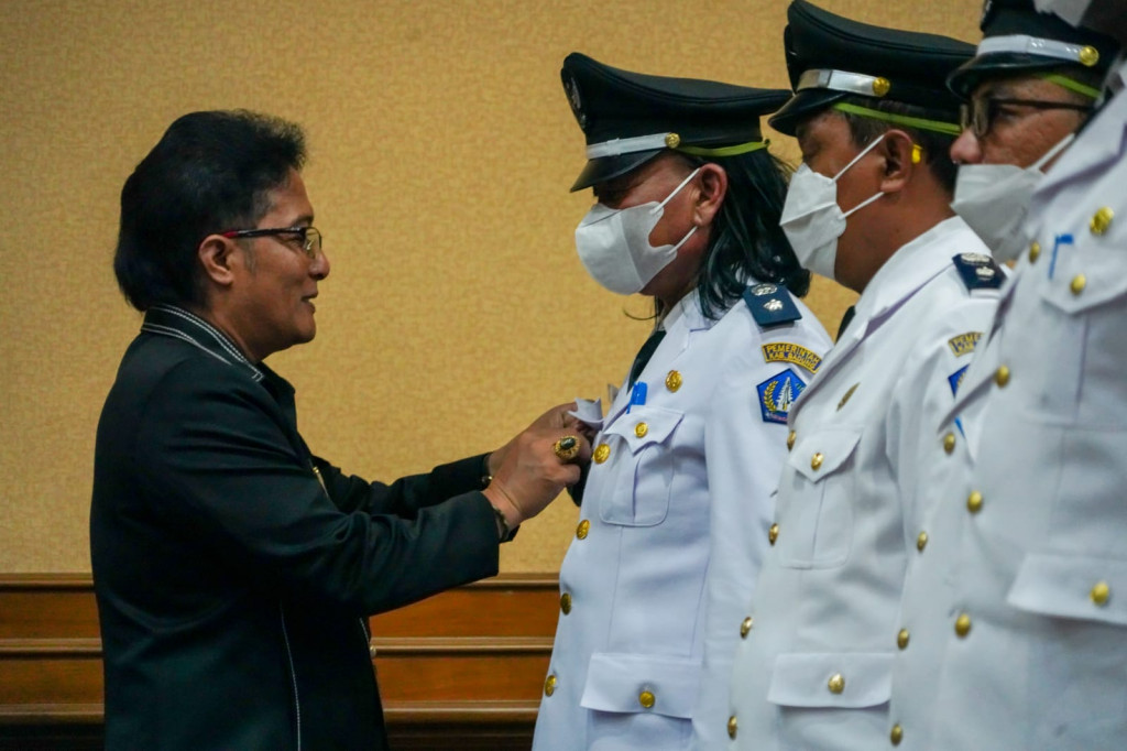 Bupati Giri Prasta Ingatkan Pentingnya Membangun Desa